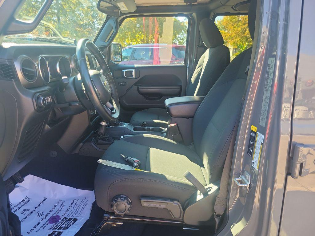 used 2020 Jeep Wrangler Unlimited car, priced at $28,404