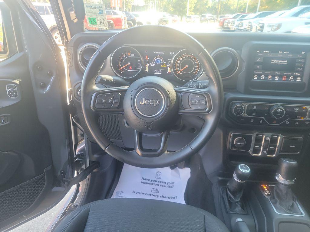 used 2020 Jeep Wrangler Unlimited car, priced at $28,404