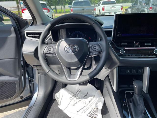 new 2025 Toyota Corolla Cross car, priced at $31,980