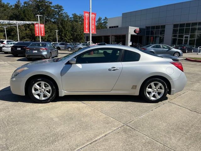 used 2009 Nissan Altima car, priced at $9,998