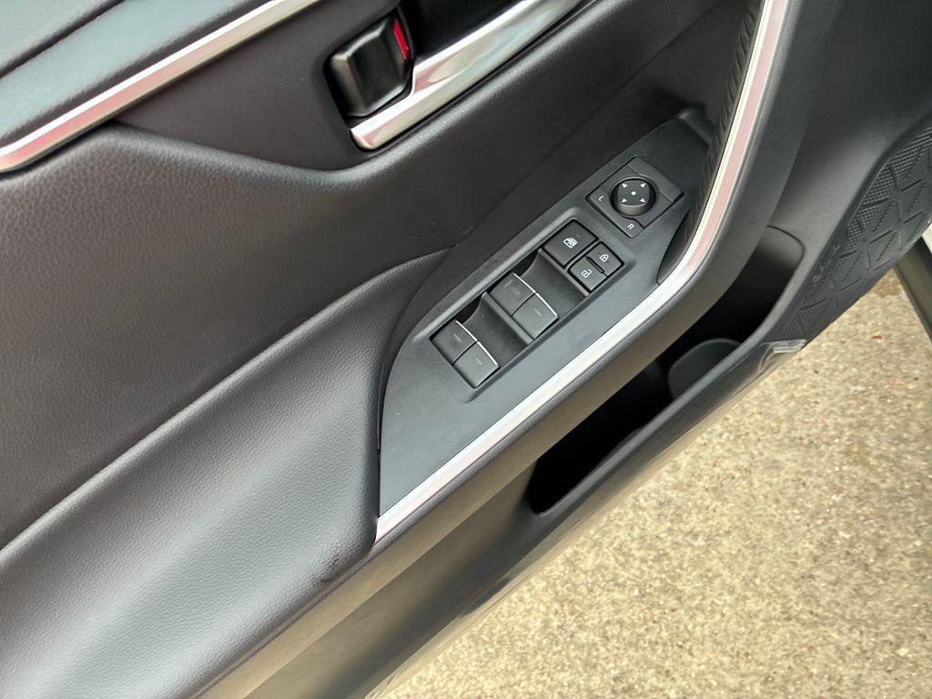 new 2025 Toyota RAV4 car, priced at $40,089