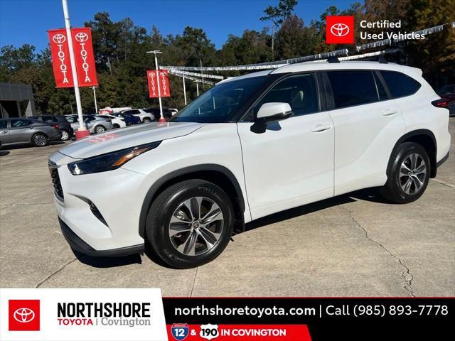 used 2023 Toyota Highlander car, priced at $40,892