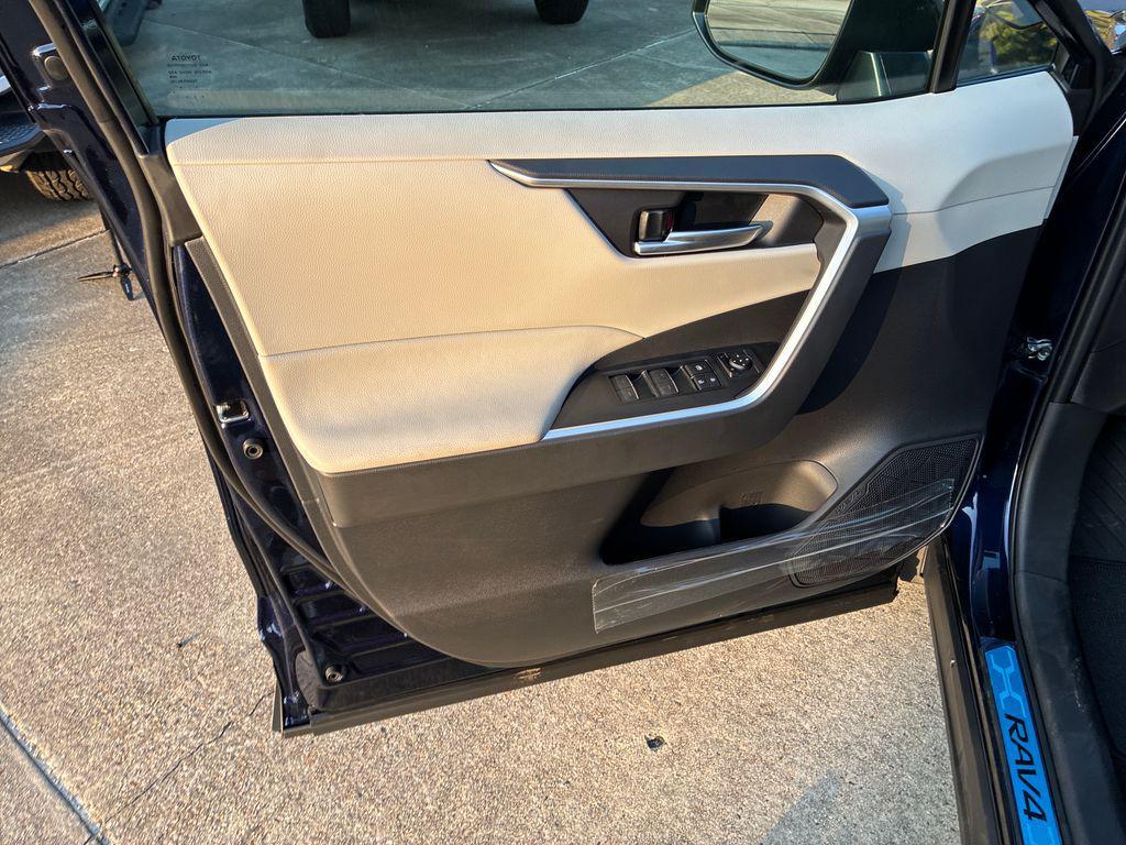 new 2025 Toyota RAV4 Hybrid car, priced at $39,448