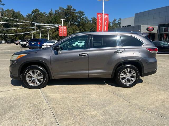 used 2015 Toyota Highlander car, priced at $18,686