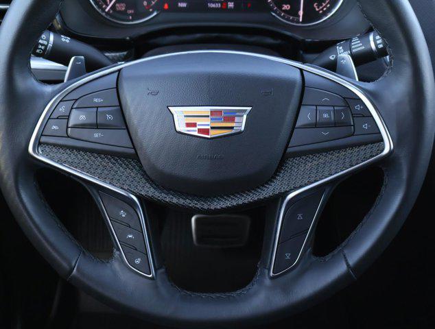 used 2024 Cadillac XT5 car, priced at $48,911