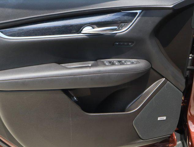 used 2022 Cadillac XT5 car, priced at $30,977