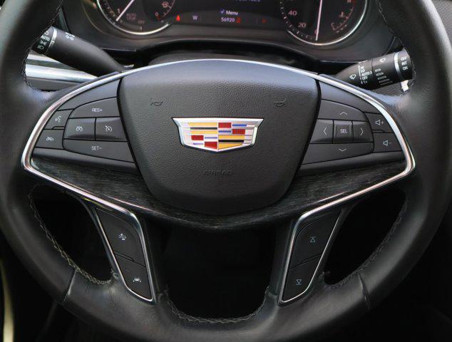used 2022 Cadillac XT5 car, priced at $25,933
