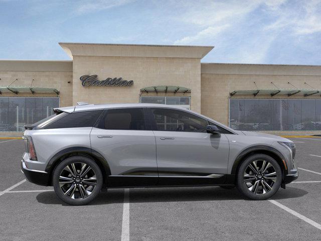 new 2025 Cadillac OPTIQ car, priced at $59,709