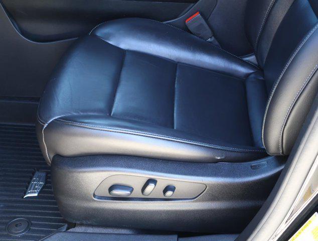 used 2019 Cadillac XT4 car, priced at $23,522