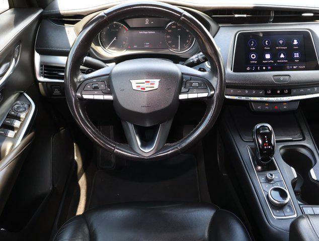 used 2022 Cadillac XT4 car, priced at $25,944