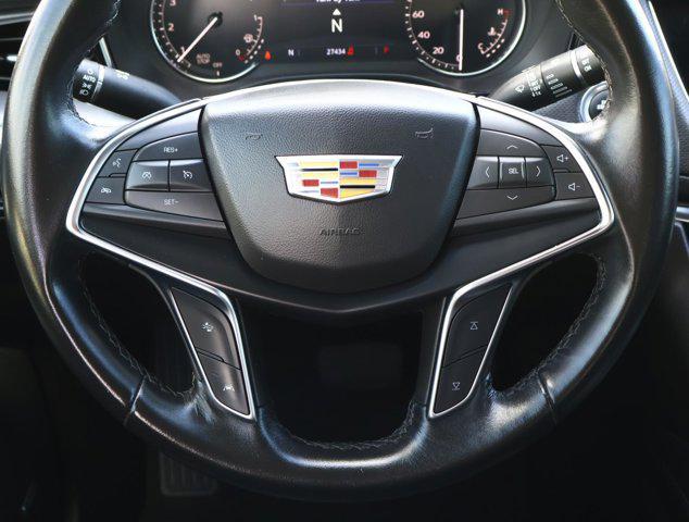 used 2023 Cadillac XT5 car, priced at $28,922