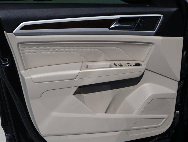 used 2023 Volkswagen Atlas car, priced at $24,322