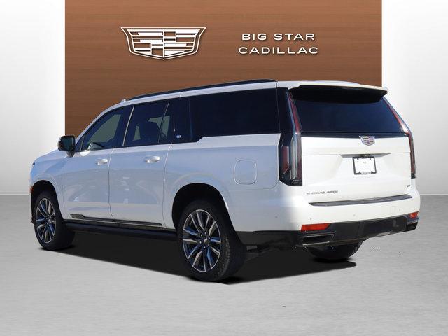 used 2022 Cadillac Escalade ESV car, priced at $68,944