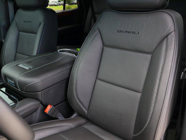 used 2025 GMC Yukon car, priced at $83,944