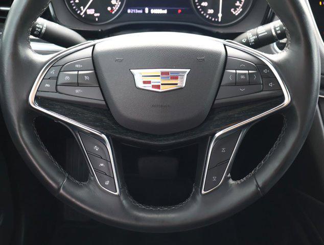 used 2022 Cadillac XT5 car, priced at $27,988