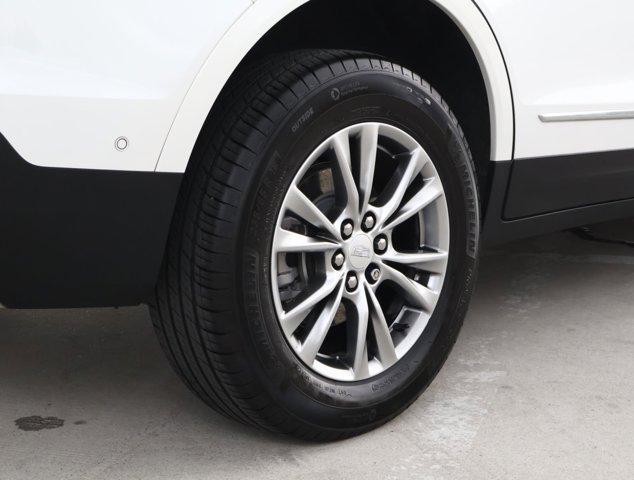 used 2022 Cadillac XT5 car, priced at $27,988