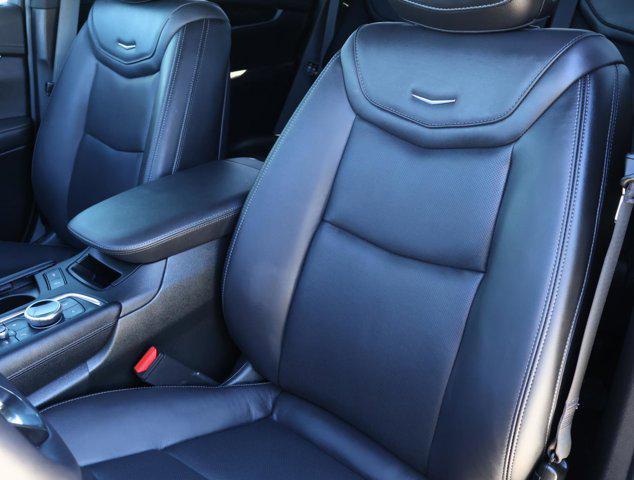 used 2024 Cadillac XT6 car, priced at $47,999