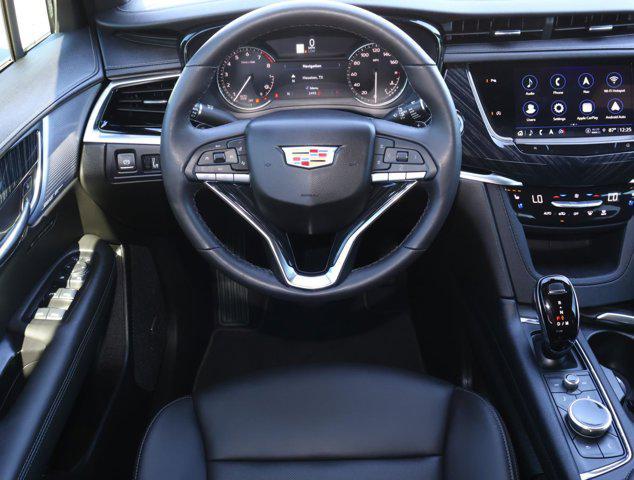 used 2024 Cadillac XT6 car, priced at $47,999