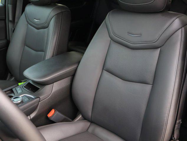 used 2024 Cadillac XT5 car, priced at $41,944