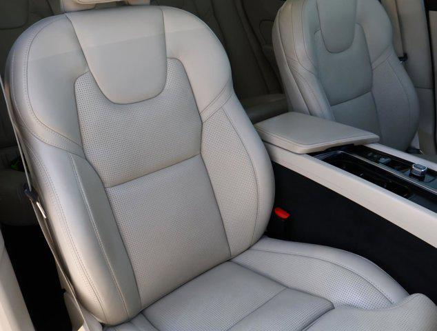 used 2022 Volvo XC60 car, priced at $31,977