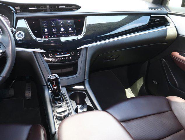 used 2024 Cadillac XT6 car, priced at $41,966