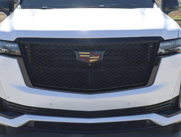 used 2021 Cadillac Escalade ESV car, priced at $63,944