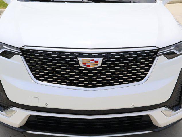 used 2025 Cadillac XT6 car, priced at $52,955