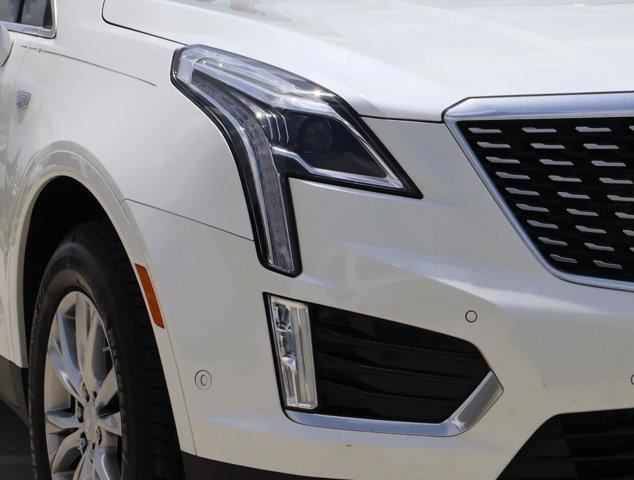used 2022 Cadillac XT5 car, priced at $28,944