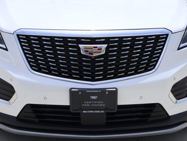used 2022 Cadillac XT5 car, priced at $28,944