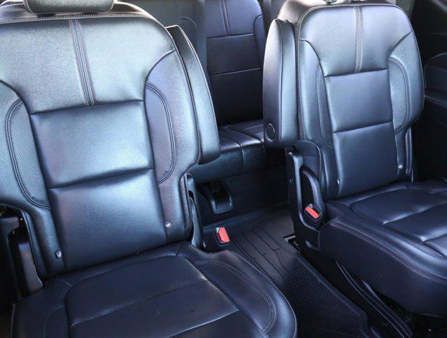 used 2023 Chevrolet Traverse car, priced at $31,966