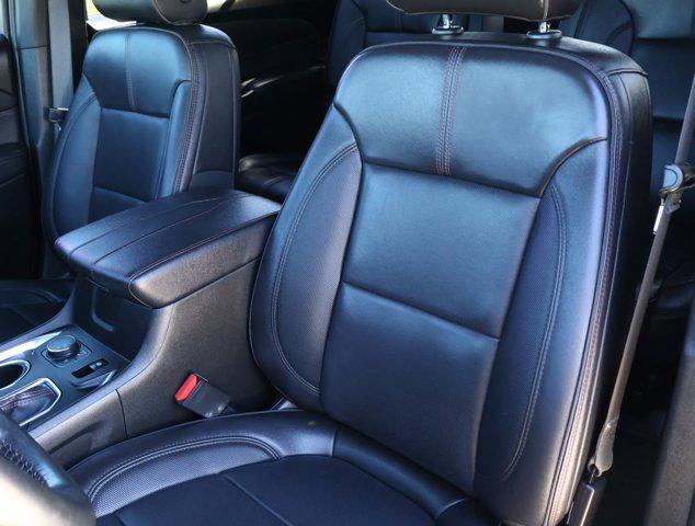 used 2023 Chevrolet Traverse car, priced at $31,966