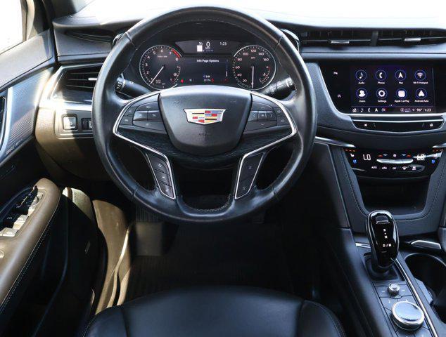used 2024 Cadillac XT5 car, priced at $38,966