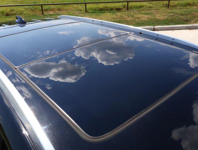 used 2024 Cadillac XT5 car, priced at $38,966