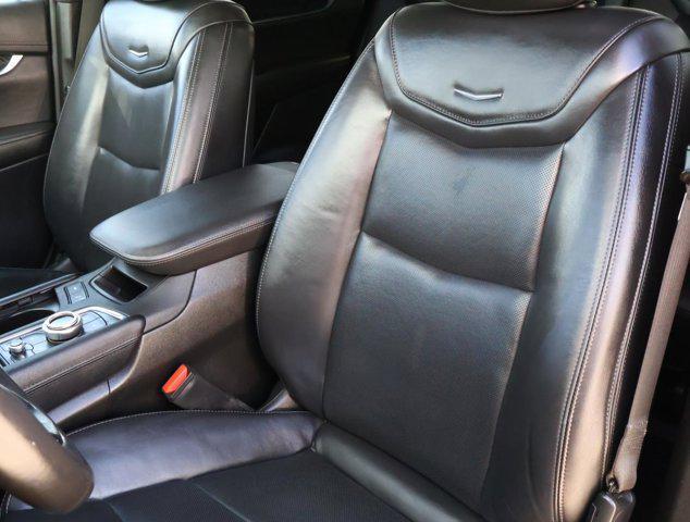 used 2023 Cadillac XT6 car, priced at $31,977