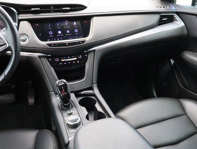 used 2021 Cadillac XT5 car, priced at $25,933