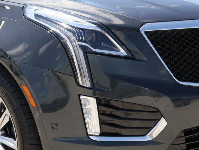 used 2021 Cadillac XT5 car, priced at $27,933