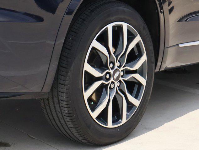 used 2021 Cadillac XT6 car, priced at $28,911