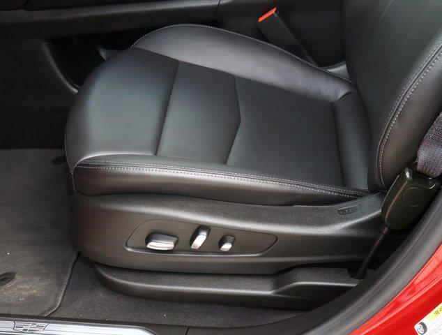 used 2024 Cadillac XT5 car, priced at $37,966