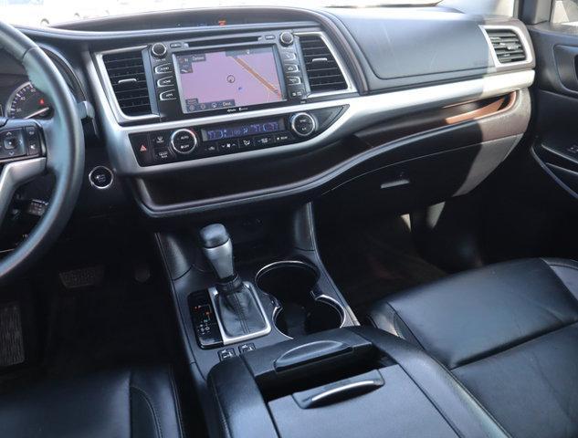 used 2015 Toyota Highlander car, priced at $18,911