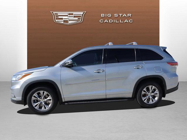 used 2015 Toyota Highlander car, priced at $18,911