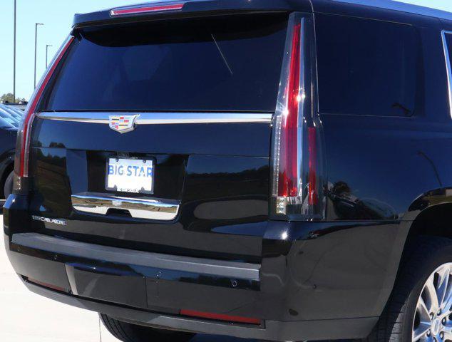 used 2019 Cadillac Escalade car, priced at $34,966