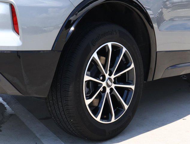 used 2024 Cadillac XT4 car, priced at $38,999