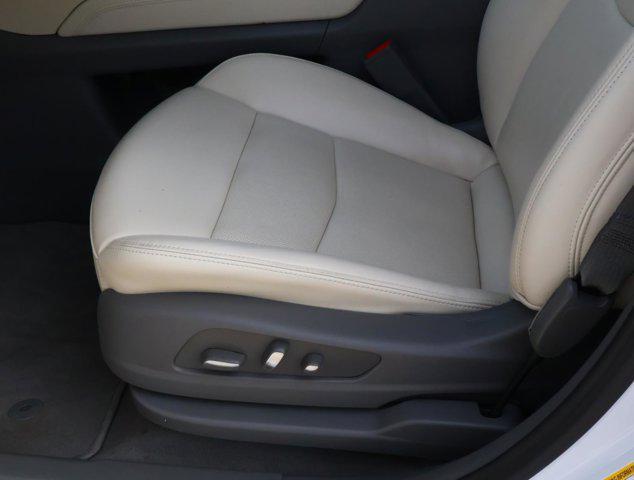 used 2025 Cadillac XT6 car, priced at $44,957