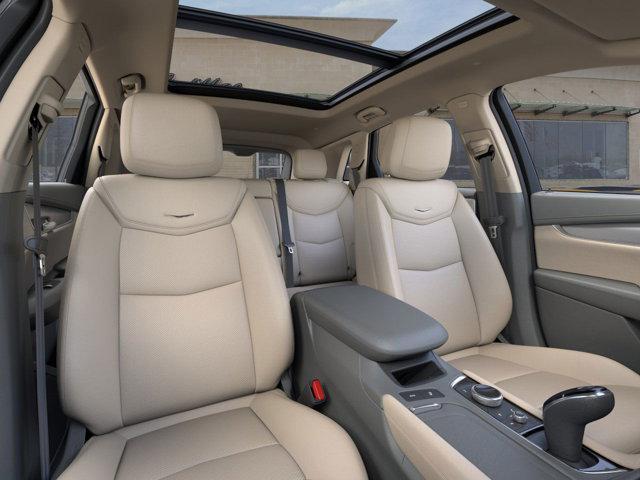 new 2025 Cadillac XT5 car, priced at $56,290