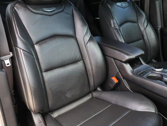 used 2023 Cadillac XT4 car, priced at $25,988