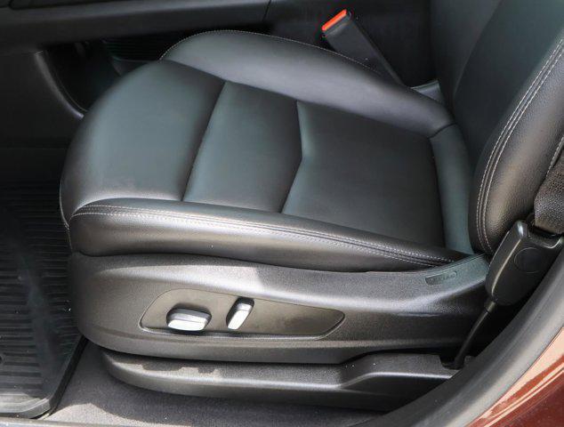 used 2022 Cadillac XT5 car, priced at $27,944