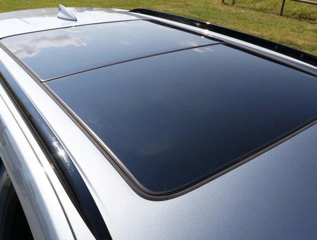 used 2023 Cadillac XT4 car, priced at $29,966