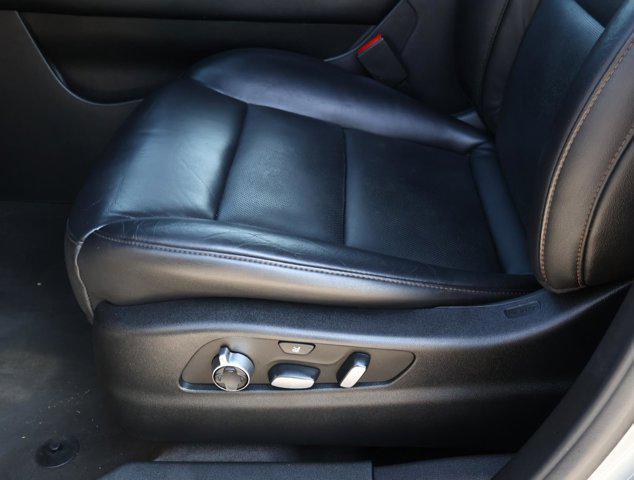 used 2023 Cadillac XT4 car, priced at $29,966