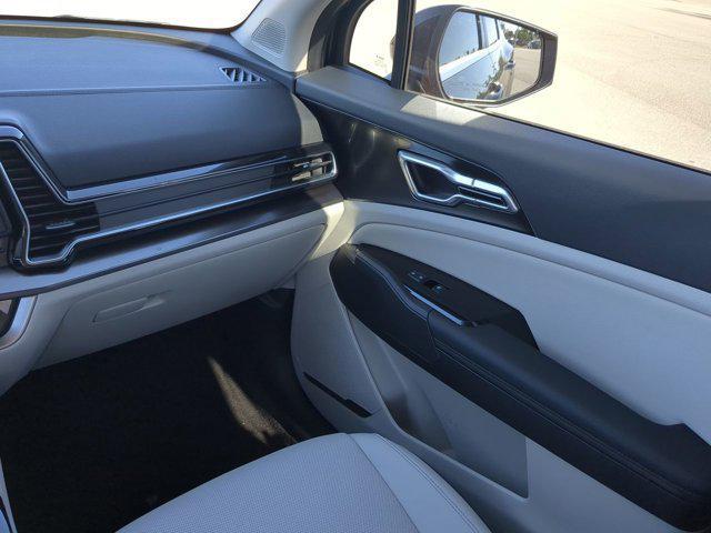 new 2025 Kia Sportage car, priced at $30,965