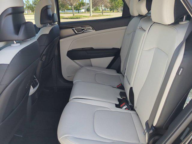 new 2025 Kia Sportage car, priced at $30,965